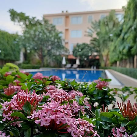 Starry Angkor Hotel Siem Reap Ngoại thất bức ảnh